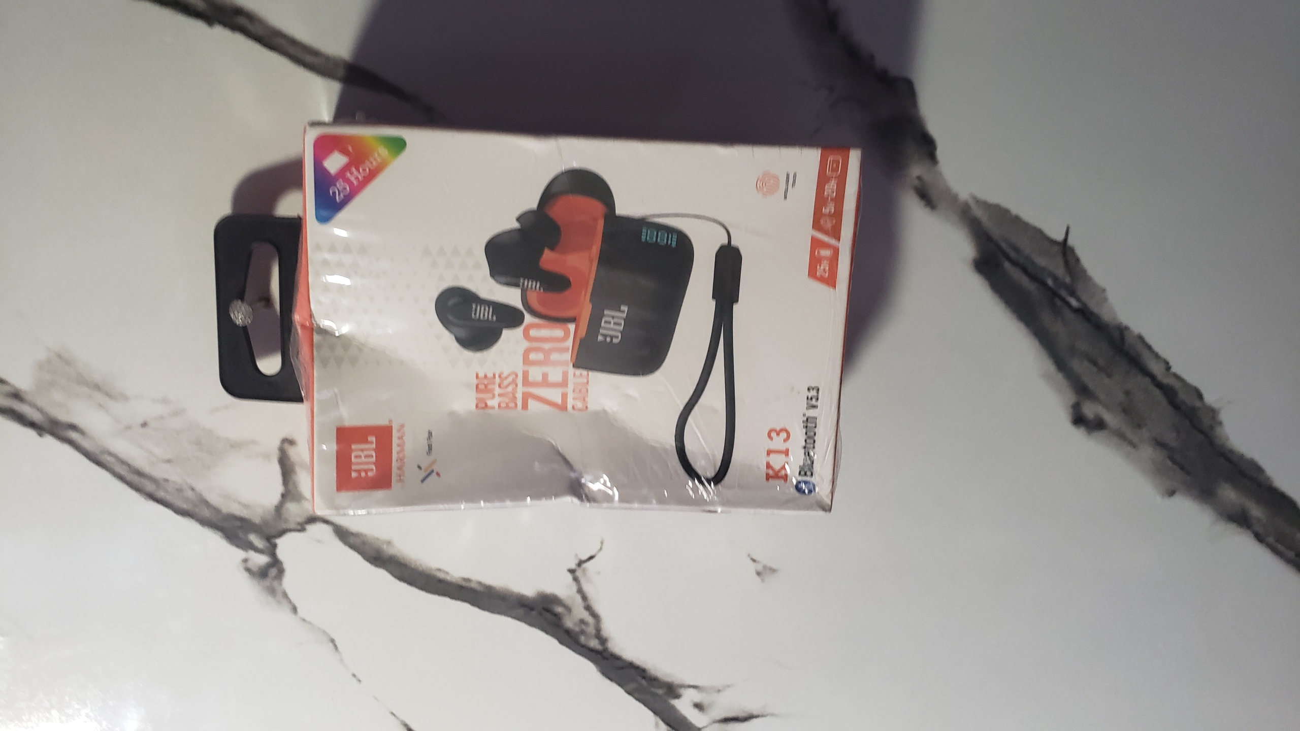 JBl k13 pure bass wireless earpod
